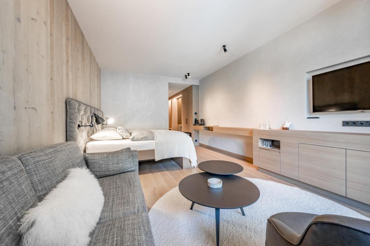 Junior Suite Mountain View