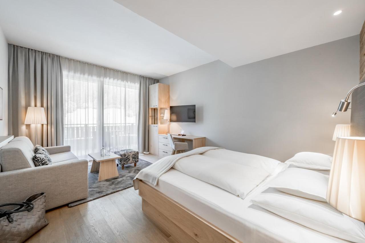 Double Room Deluxe