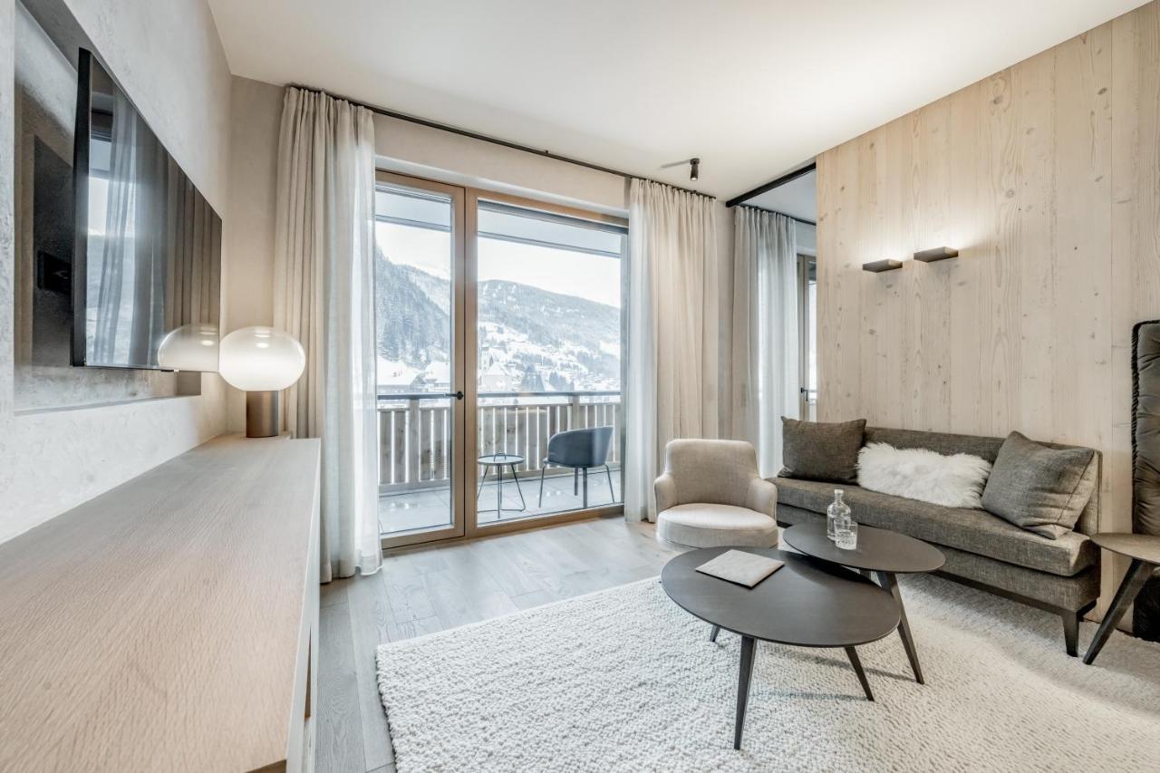 Junior Suite Mountain View