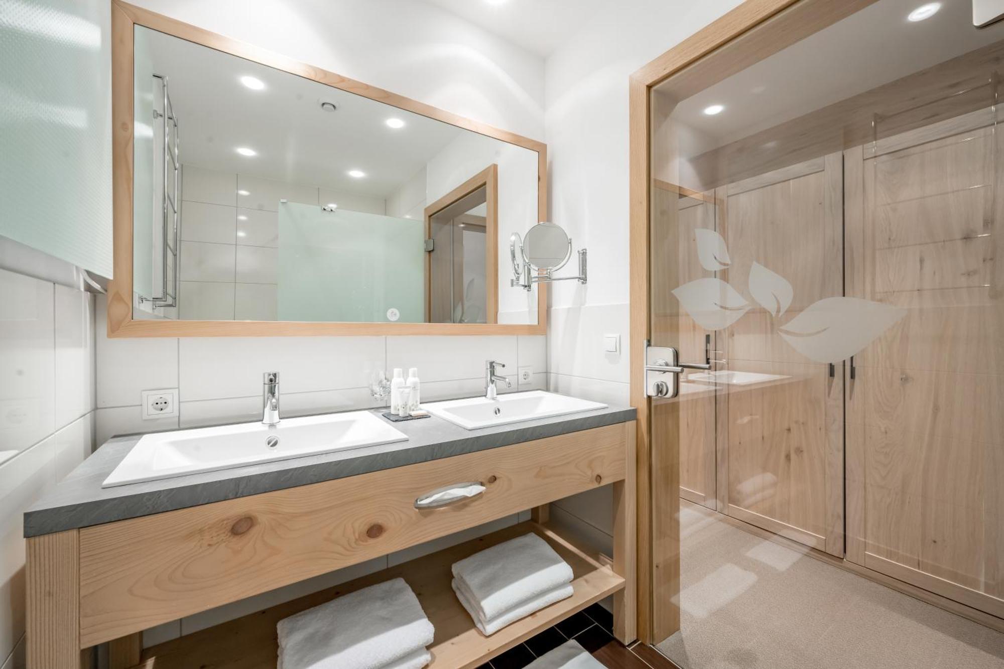 Double Room Deluxe